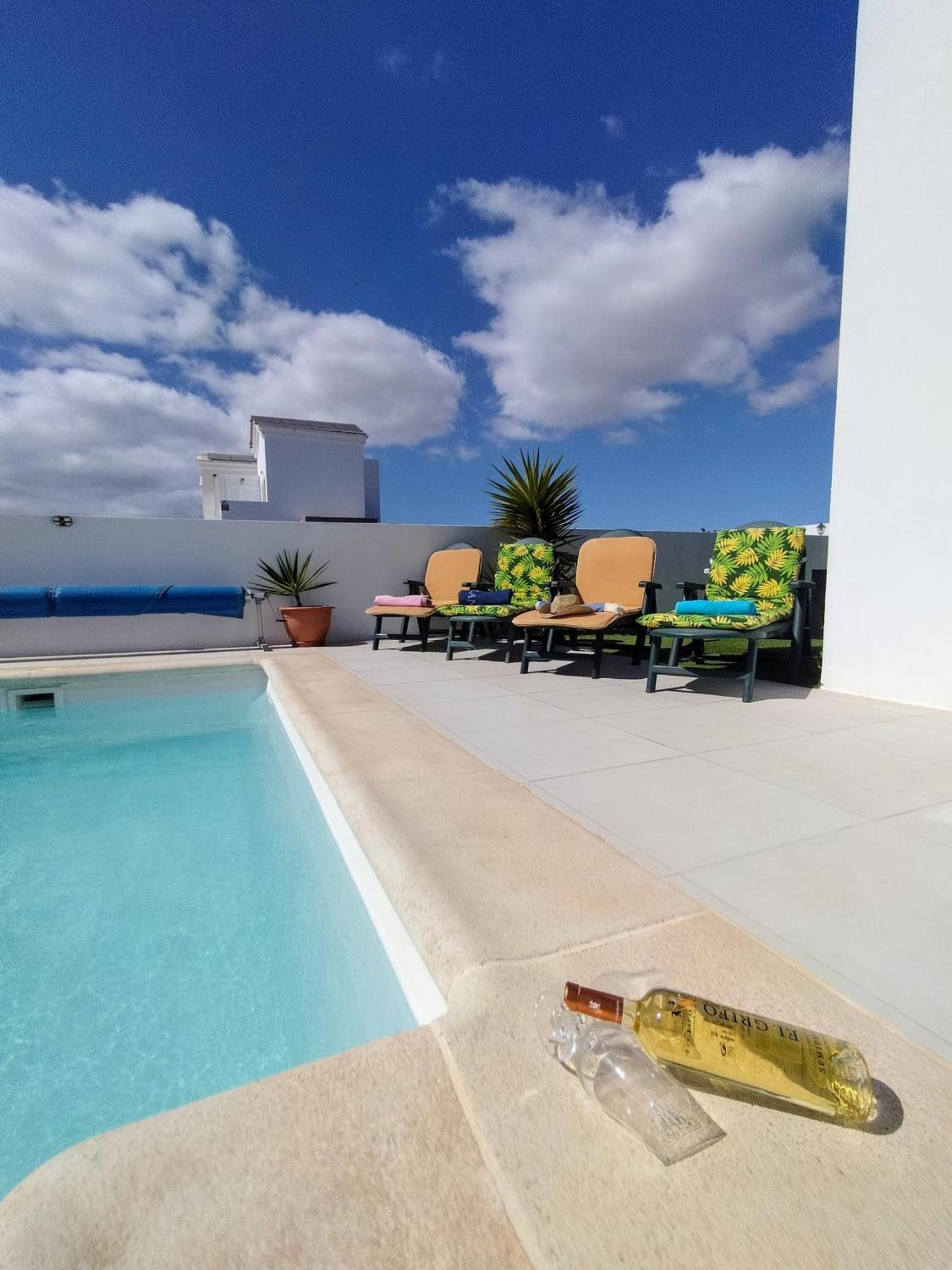 Lovely Villa Agua & Fuego,Heated Pool 플라야블랑카 외부 사진