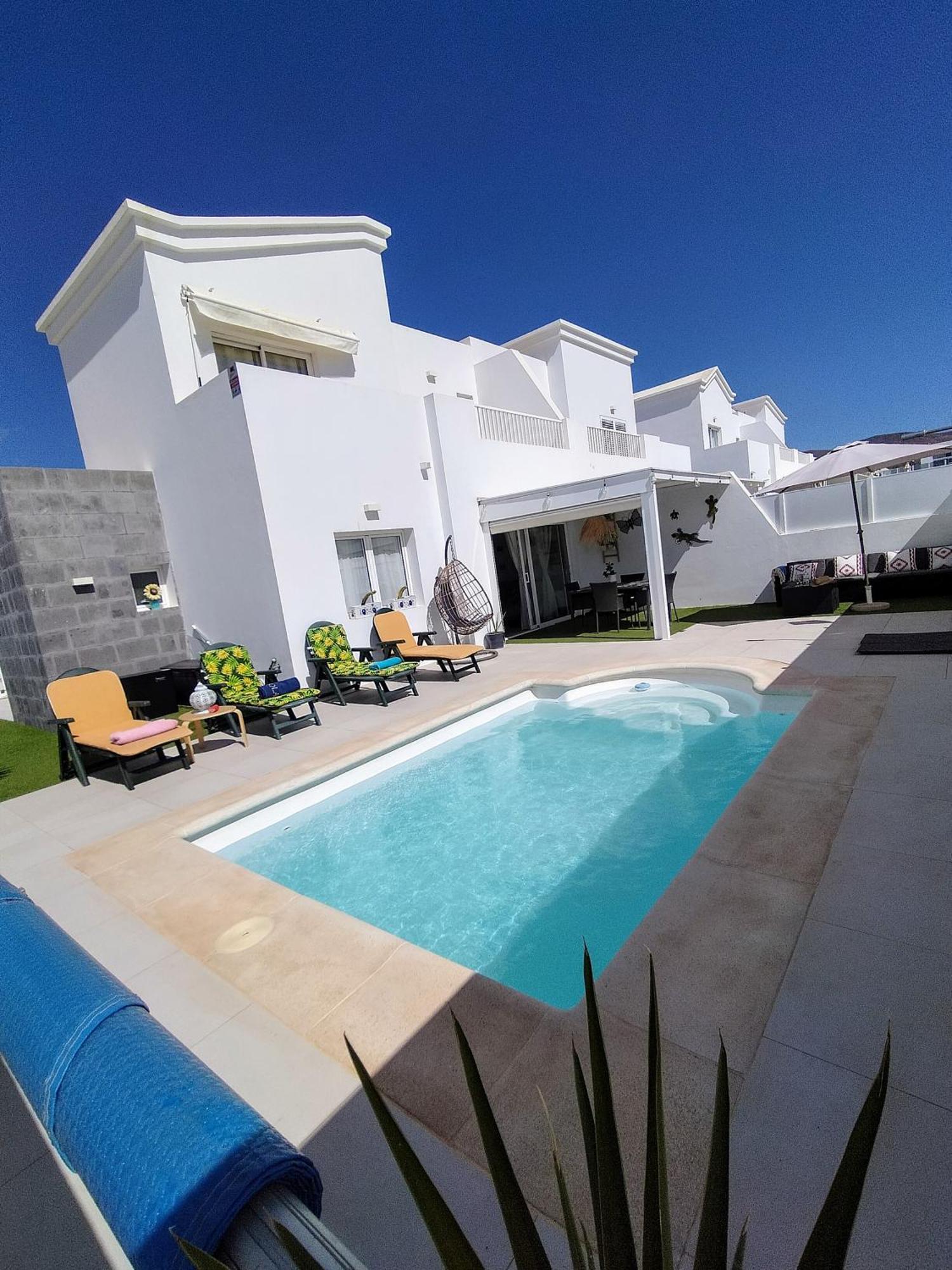 Lovely Villa Agua & Fuego,Heated Pool 플라야블랑카 외부 사진